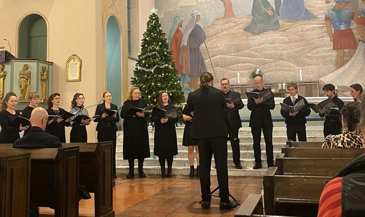 Turun AMK:n kuoro Tukaanit konsertoi Hirvensalon kirkossa – mukana kantaesitys