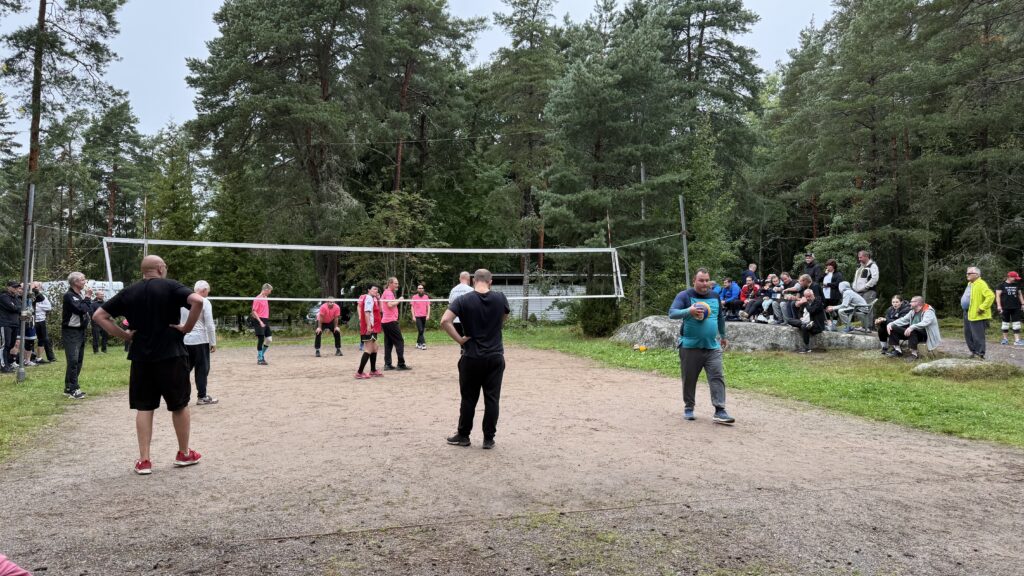 Omakotiyhdistyksen lentopallotapahtuma